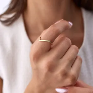 14k Gold Cross Line Ring