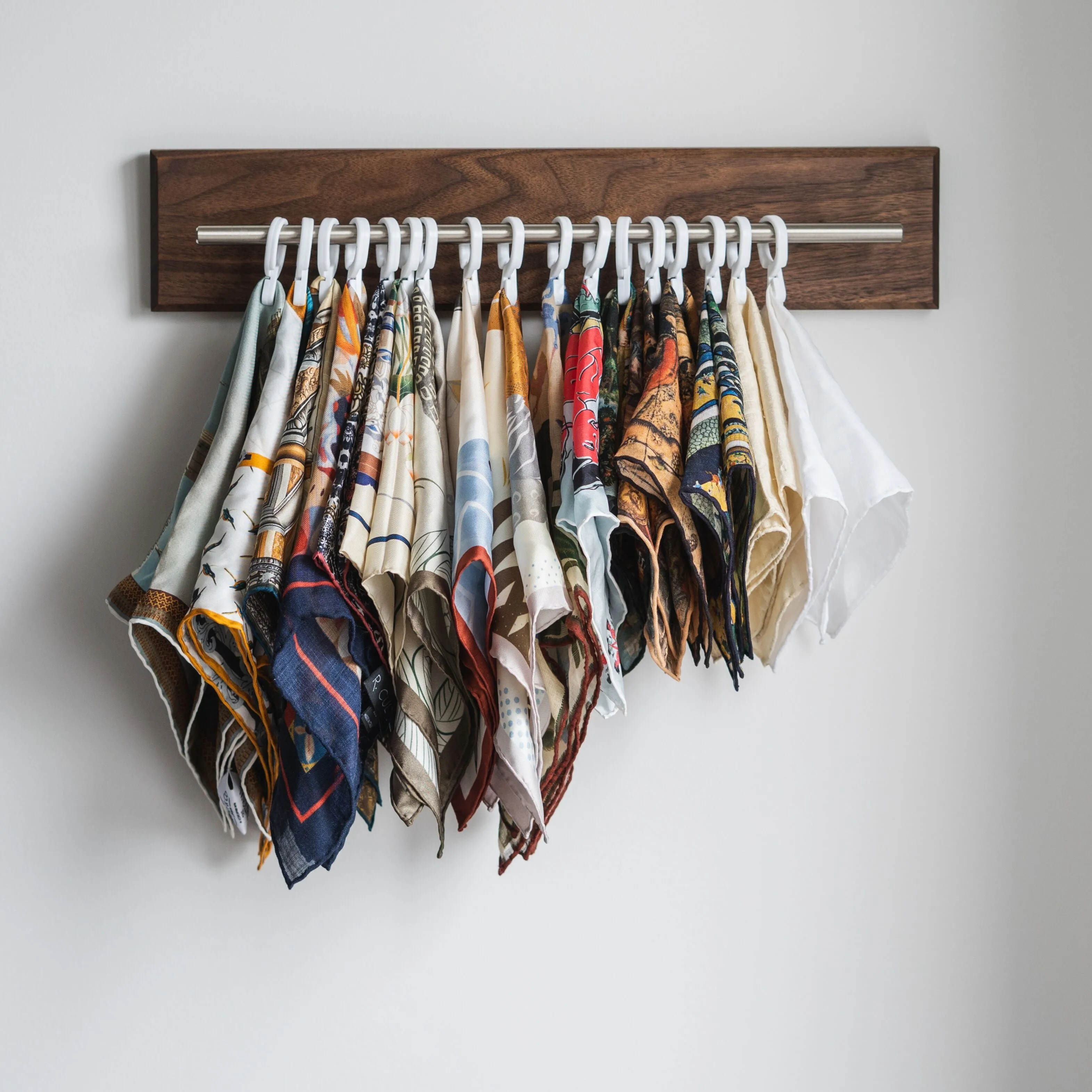 18" Pocket Square Rack