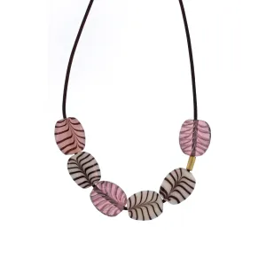 A Venetian Purple Swirl Glass Bead Necklace