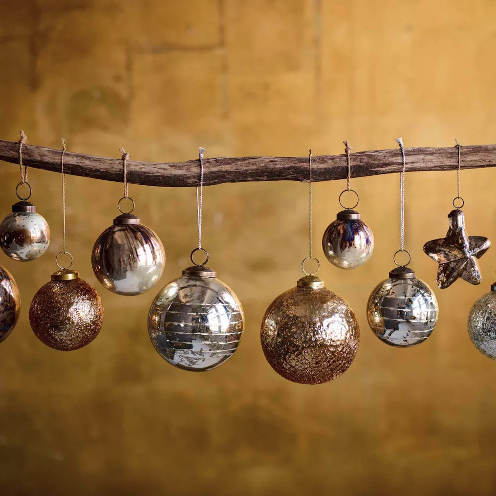 AUBAN ORNAMENT (set of 4)