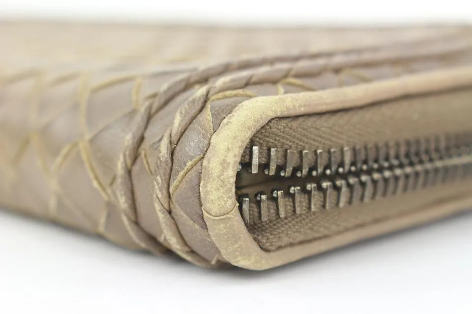 Bottega Veneta Beige Intrecciato Leather Continental Wallet Zip Around Zippy 861740