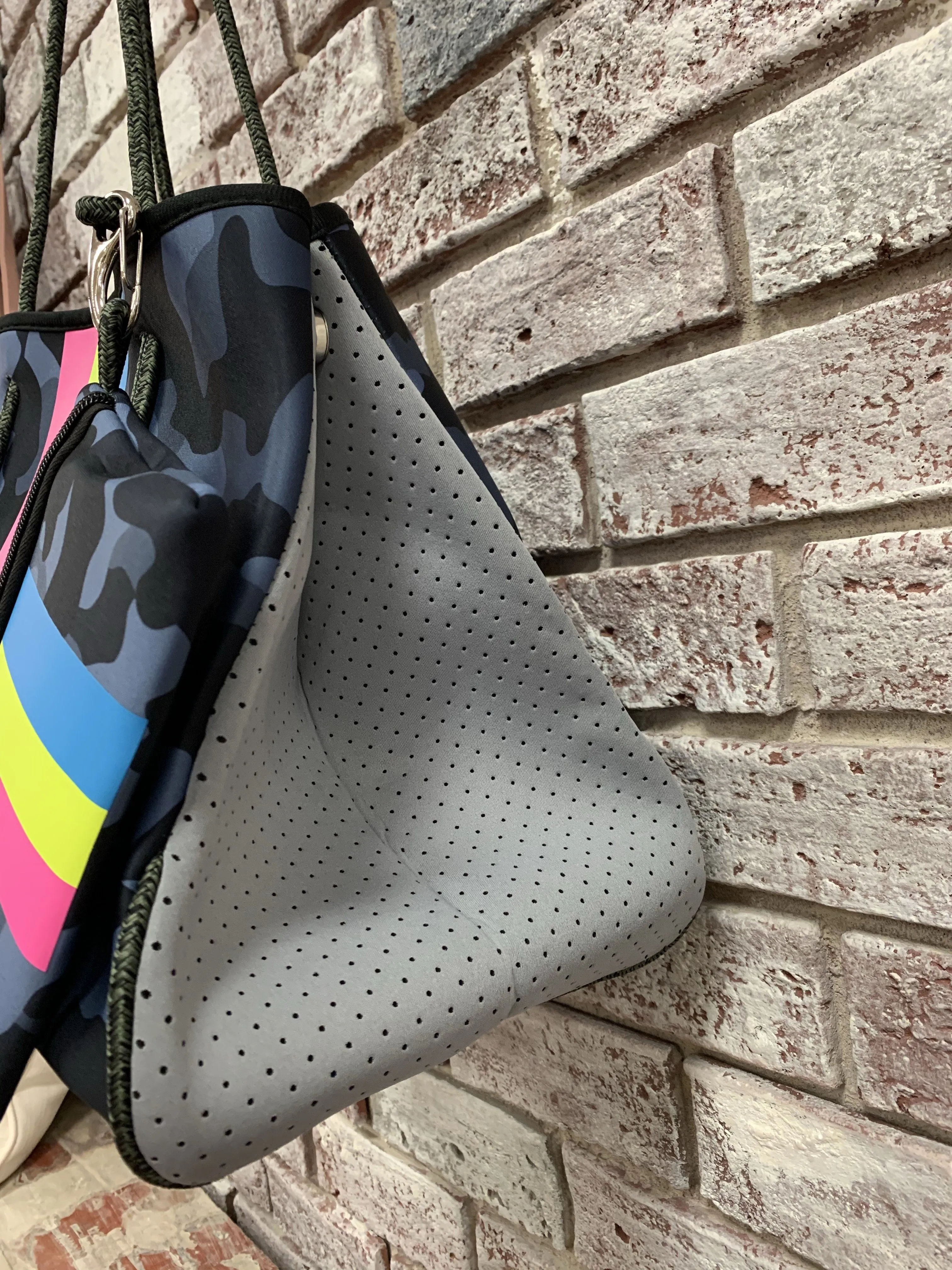 Brady Neoprene Tote