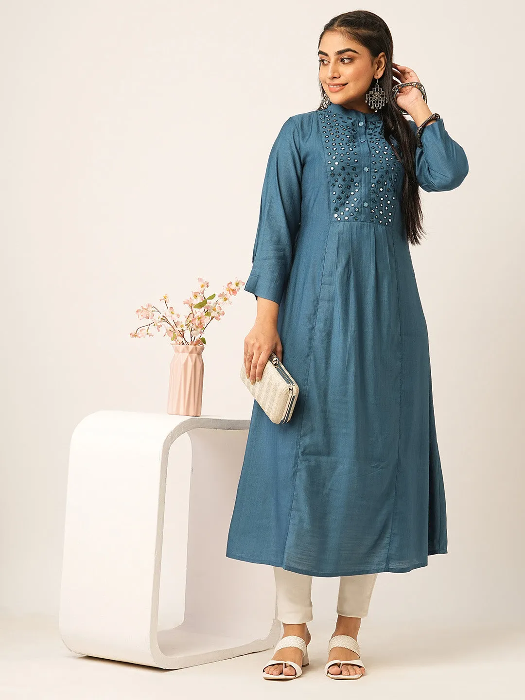 Buy RamaGreen Comfort Fit Rayon Kurta for women online - Zola