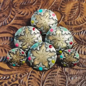 Darling Daisy Conchos