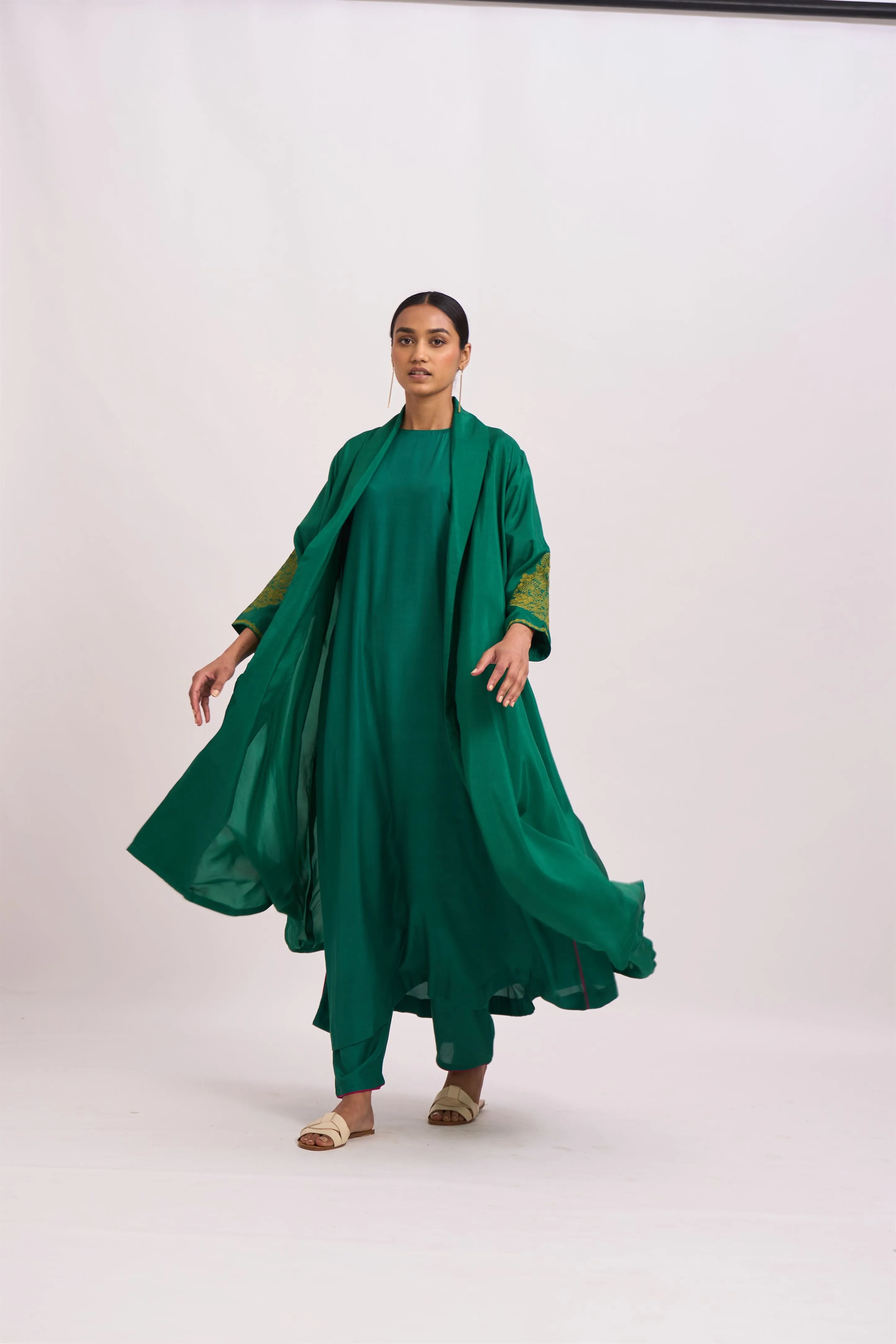 Dot   I   Pakhi Zubarah Dust Green Jacket Silk Fabric In Jacket  Deep Green  SS24-PJ-3