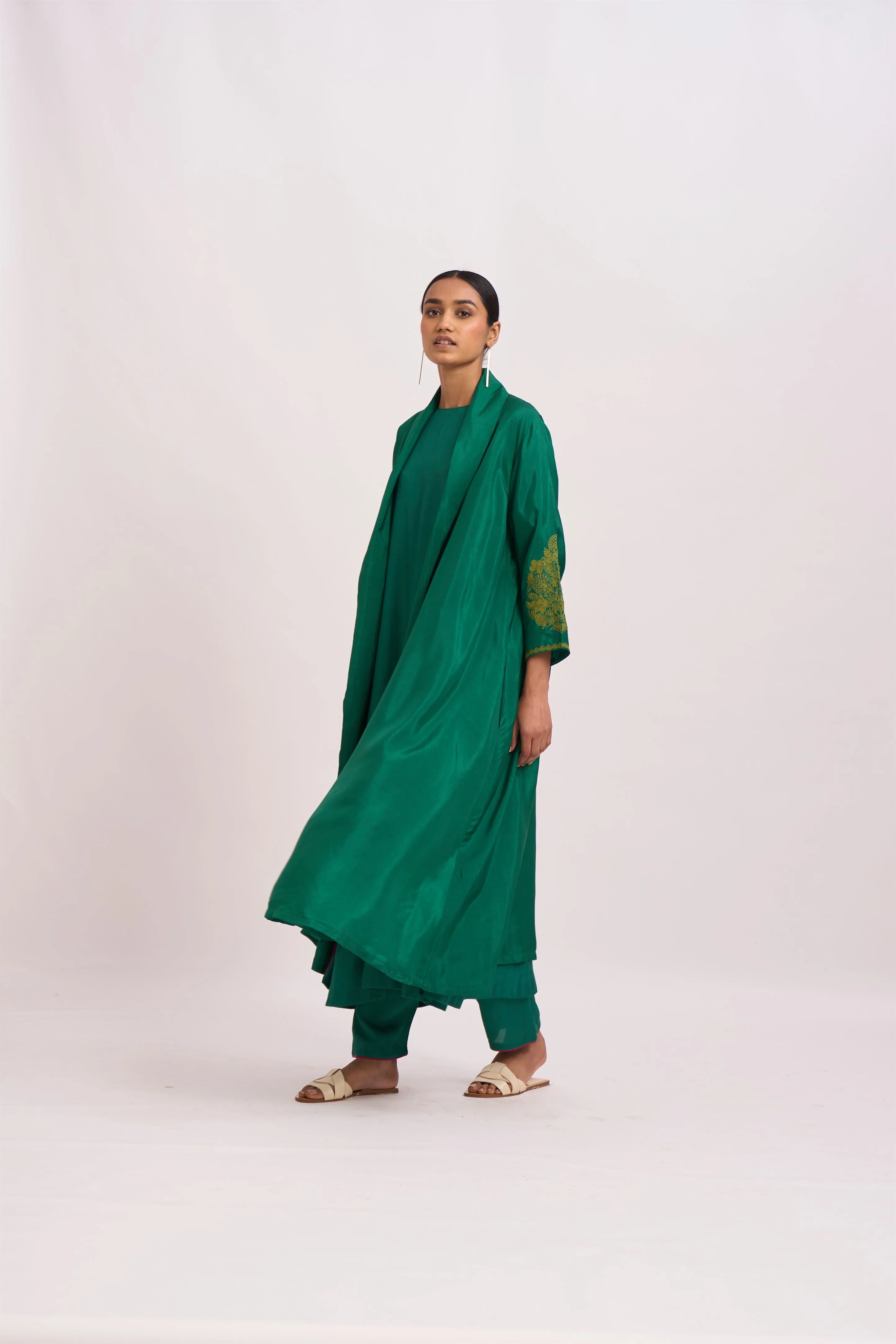 Dot   I   Pakhi Zubarah Dust Green Jacket Silk Fabric In Jacket  Deep Green  SS24-PJ-3