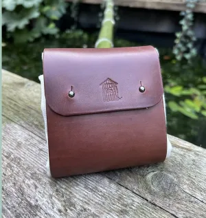 Foraging bag in leather case
