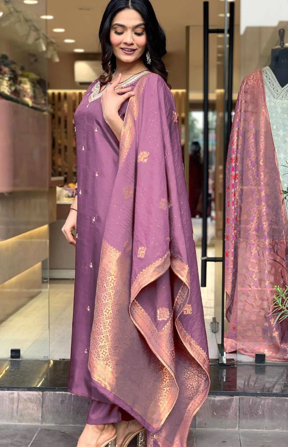 FRILLFIT: Women's Festive Maroon Straight Desiner Kurta & Pant Set With Jacquard Dupatta