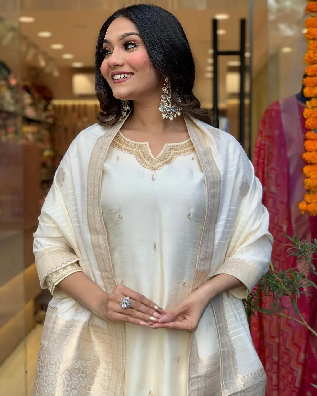 FRILLFIT: Women's Festive Maroon Straight Desiner Kurta & Pant Set With Jacquard Dupatta