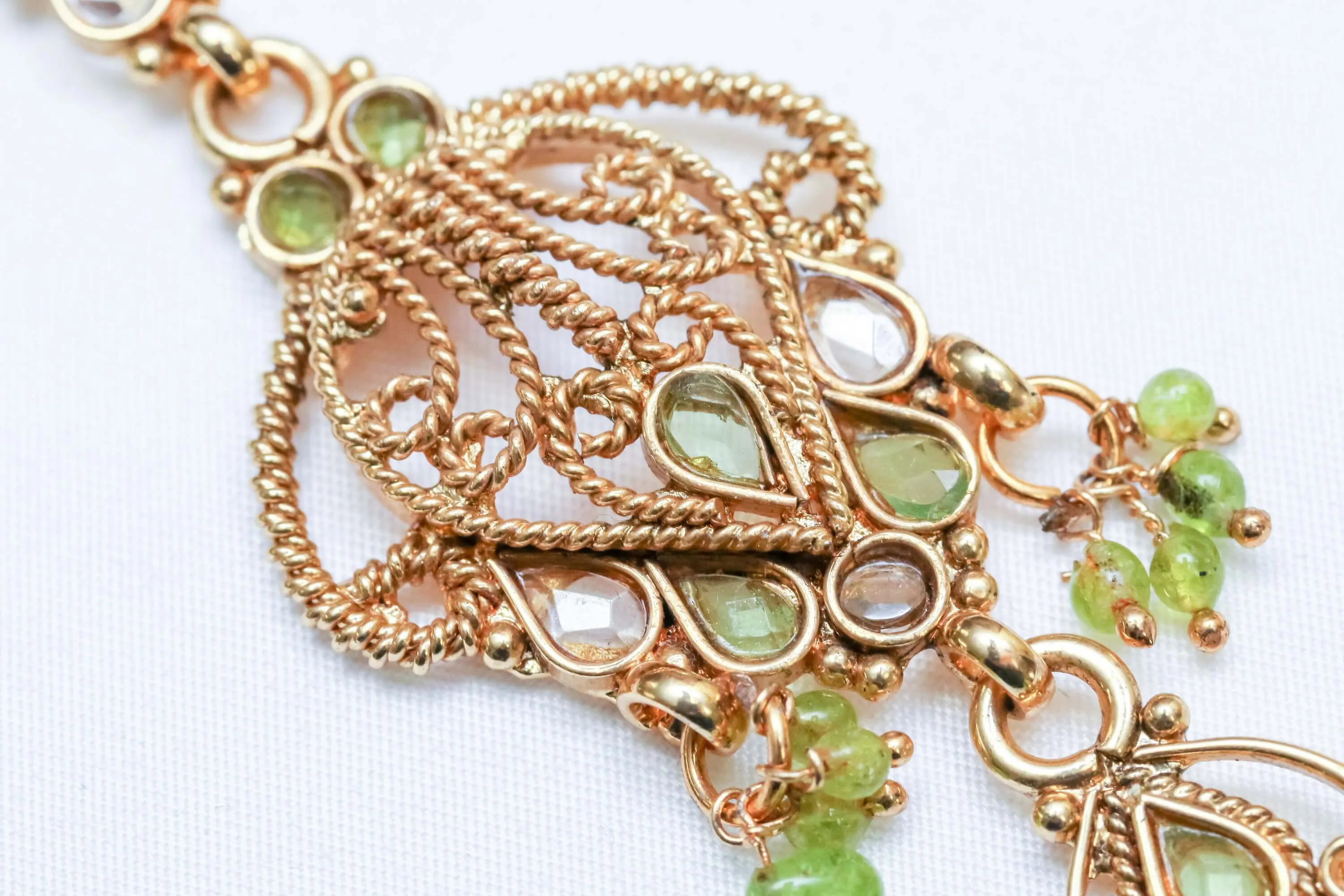 Golden Forehead Jewelry with Green Stones