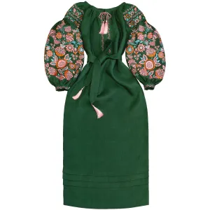 Green long Kaftan with embroidery in Bohemian style