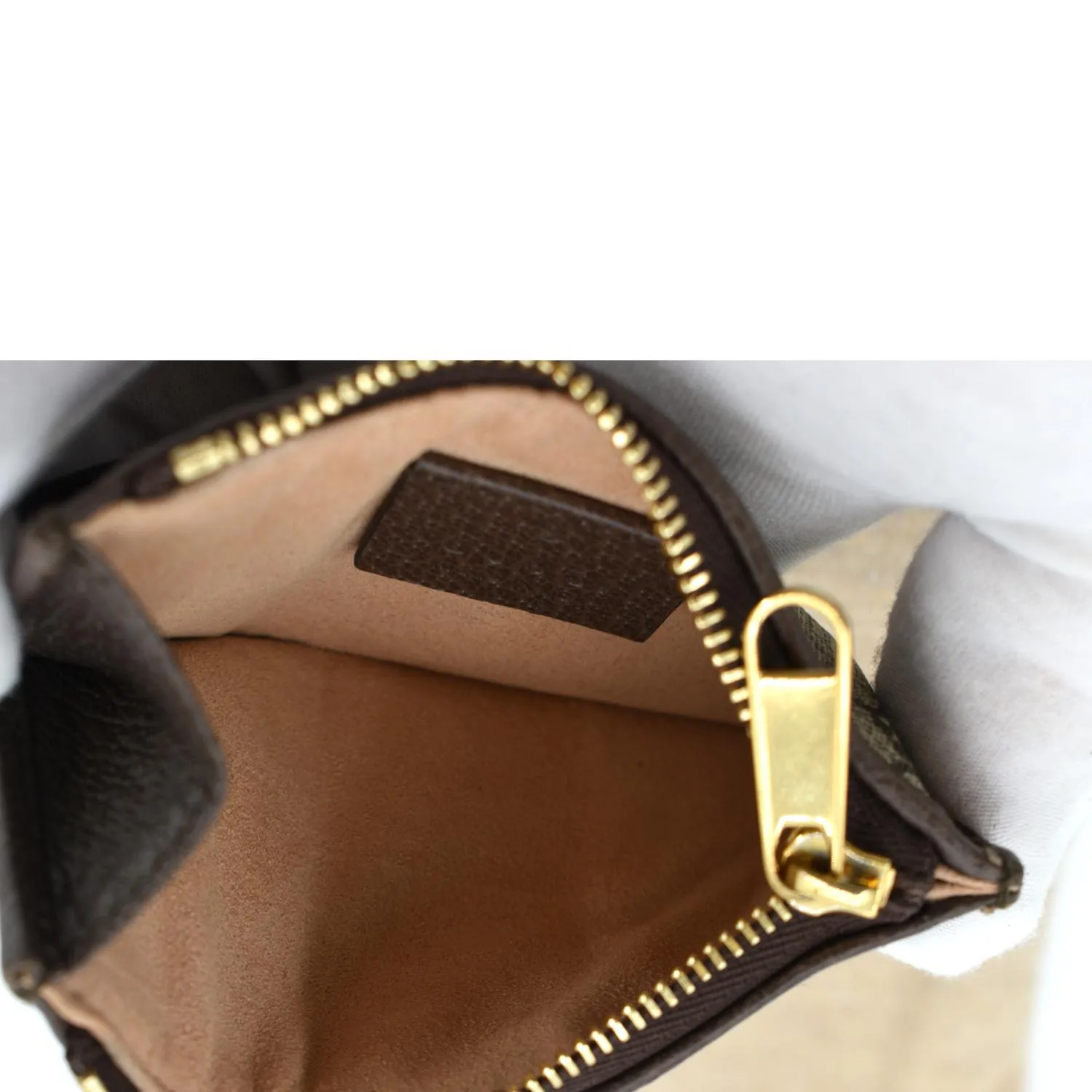 GUCCI Ophidia GG Supreme Canvas Card Case Brown ‎671723