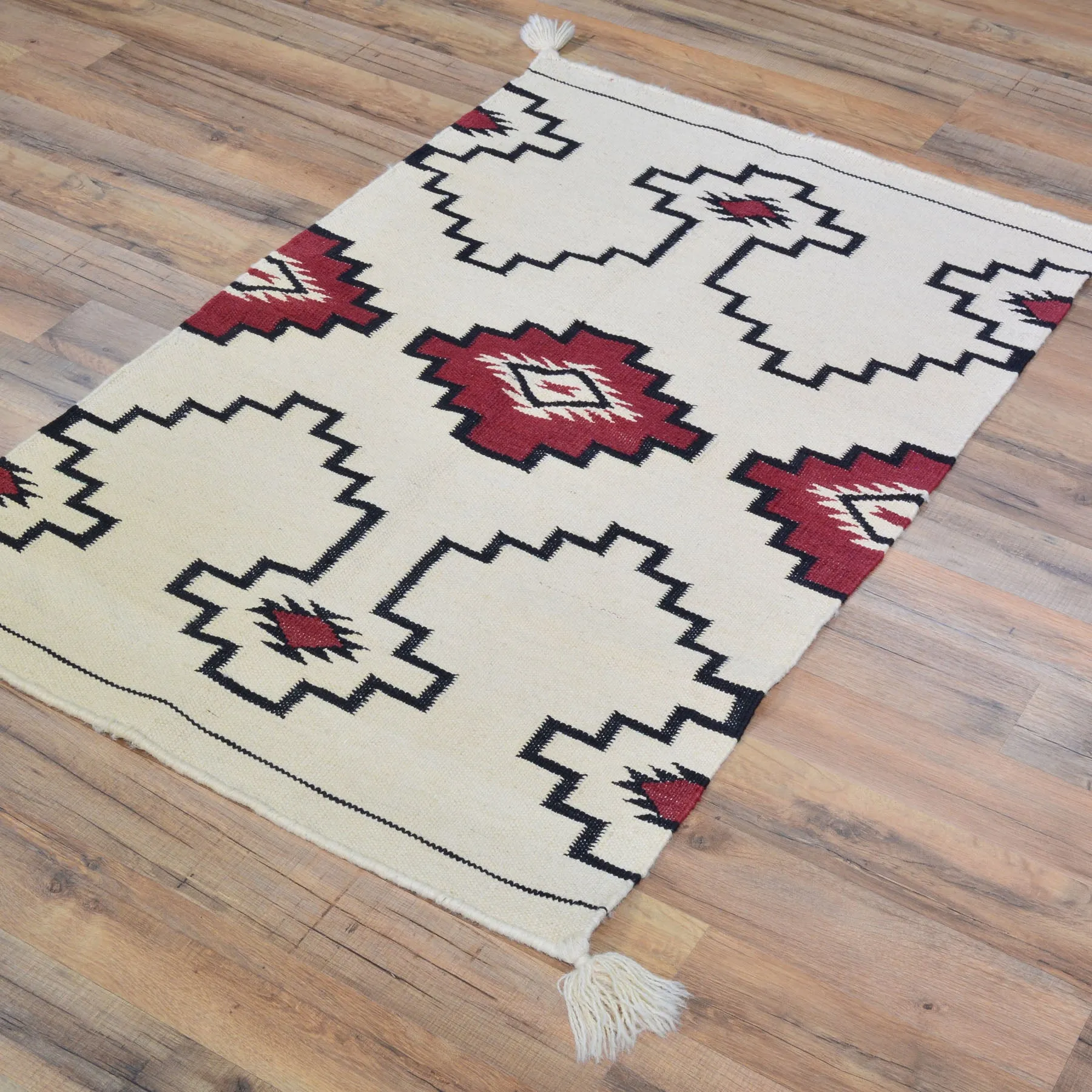 Hand-Woven Flat-Weave Contemporary Design Handmade Wool Rug (Size 2.6 X 4.0) Cwral-11046