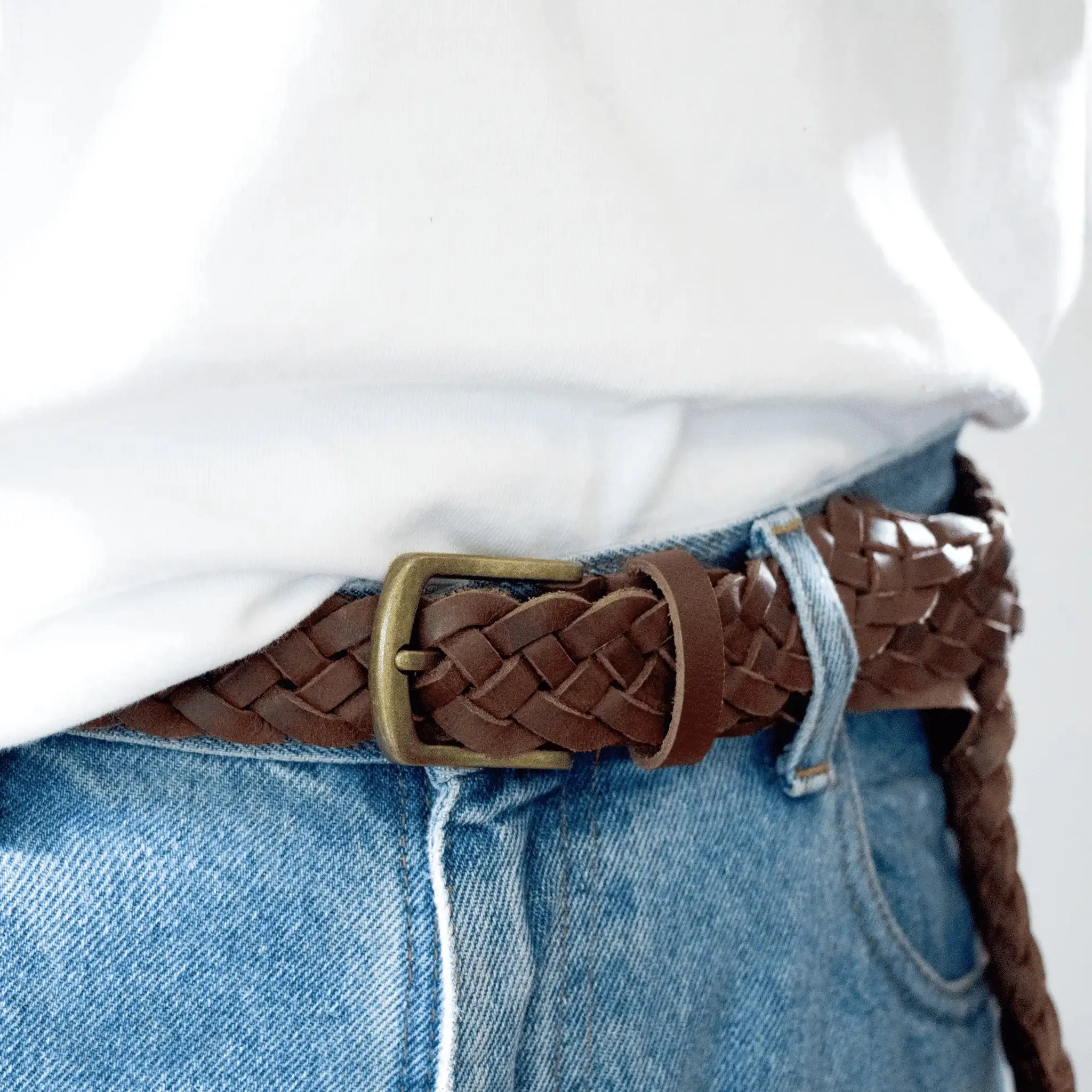 Hand-Woven Leather Belt - Brown