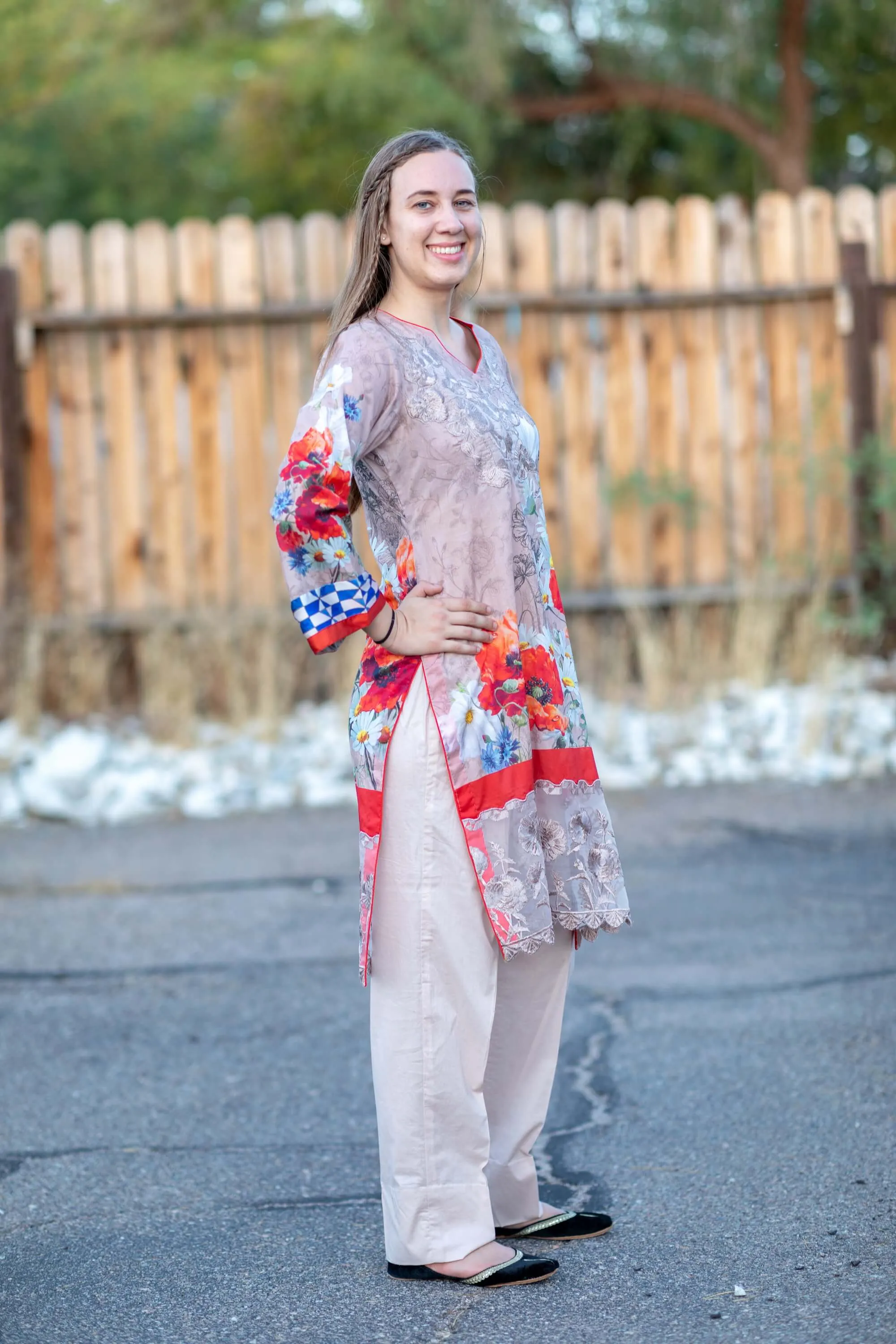 Honey Waqar Summer Lawn Suit