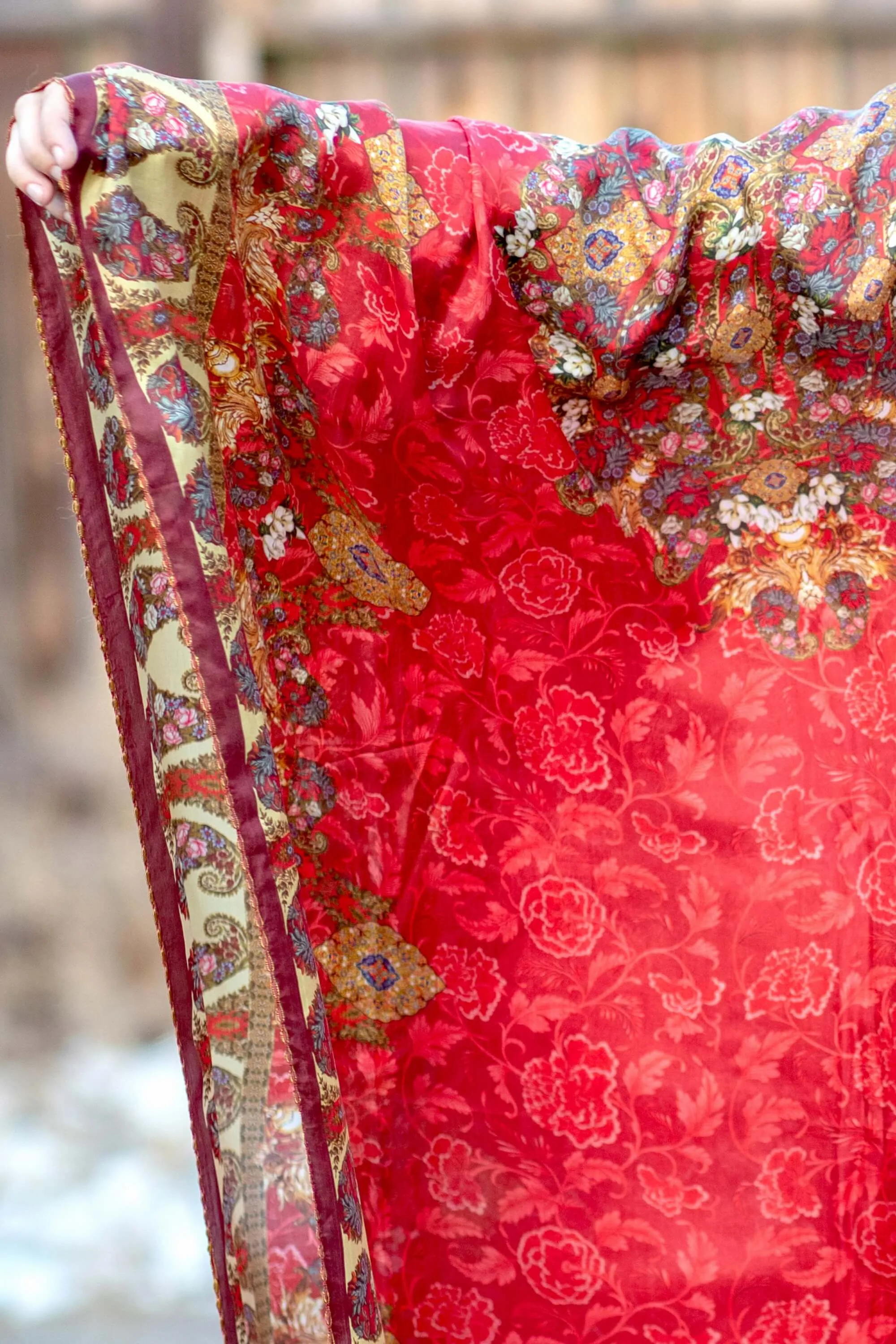 Honey Waqar Summer Lawn Suit