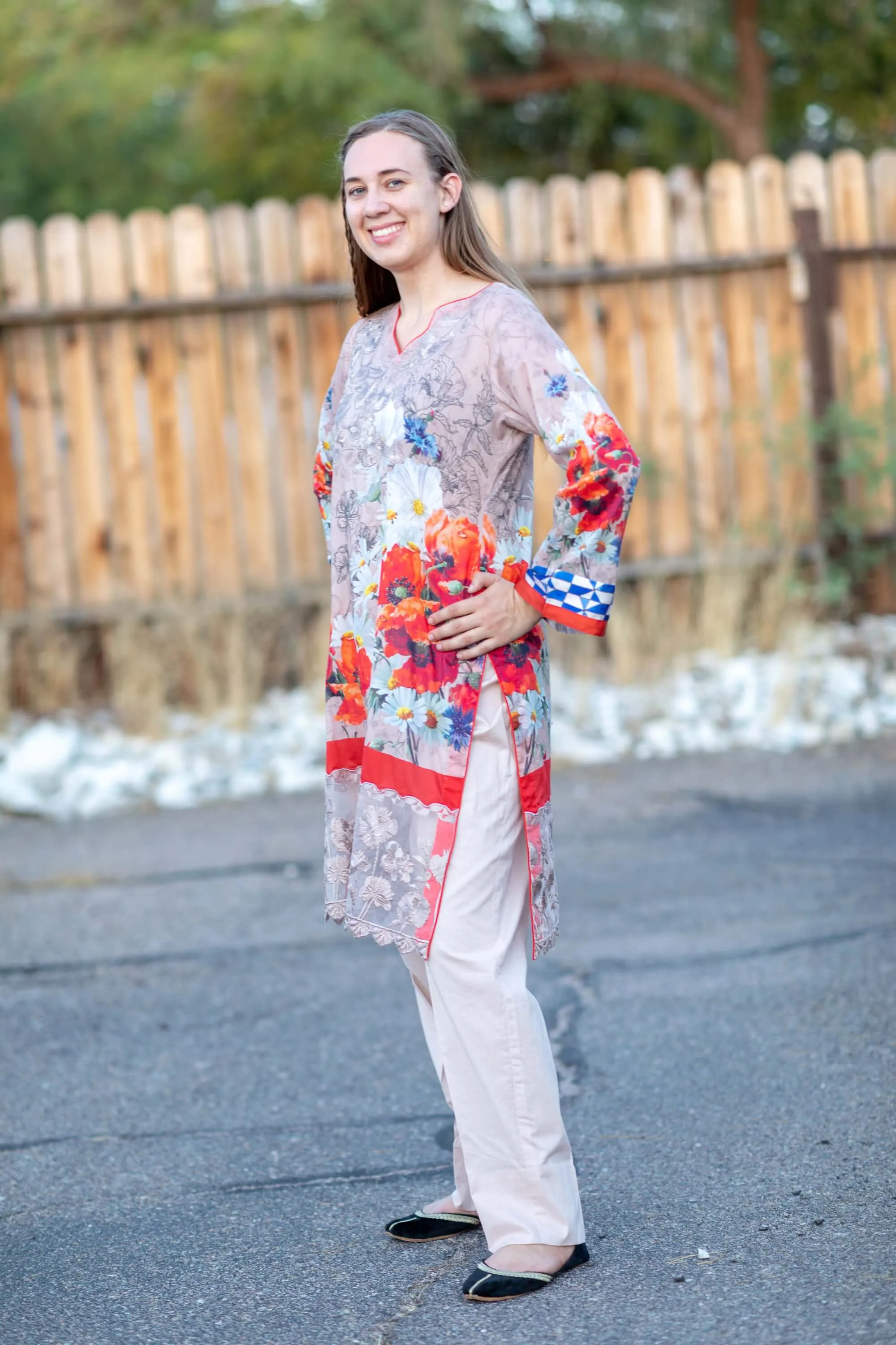 Honey Waqar Summer Lawn Suit