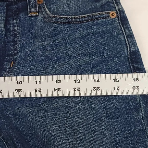 J. Crew Mid-Rise Flare Crop Jean in Signature Stretch Women's Size 24 Petite