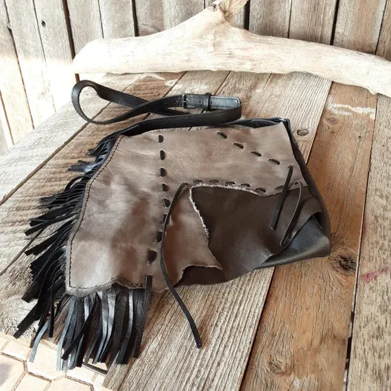 Leather Crossover Messenger Handbag