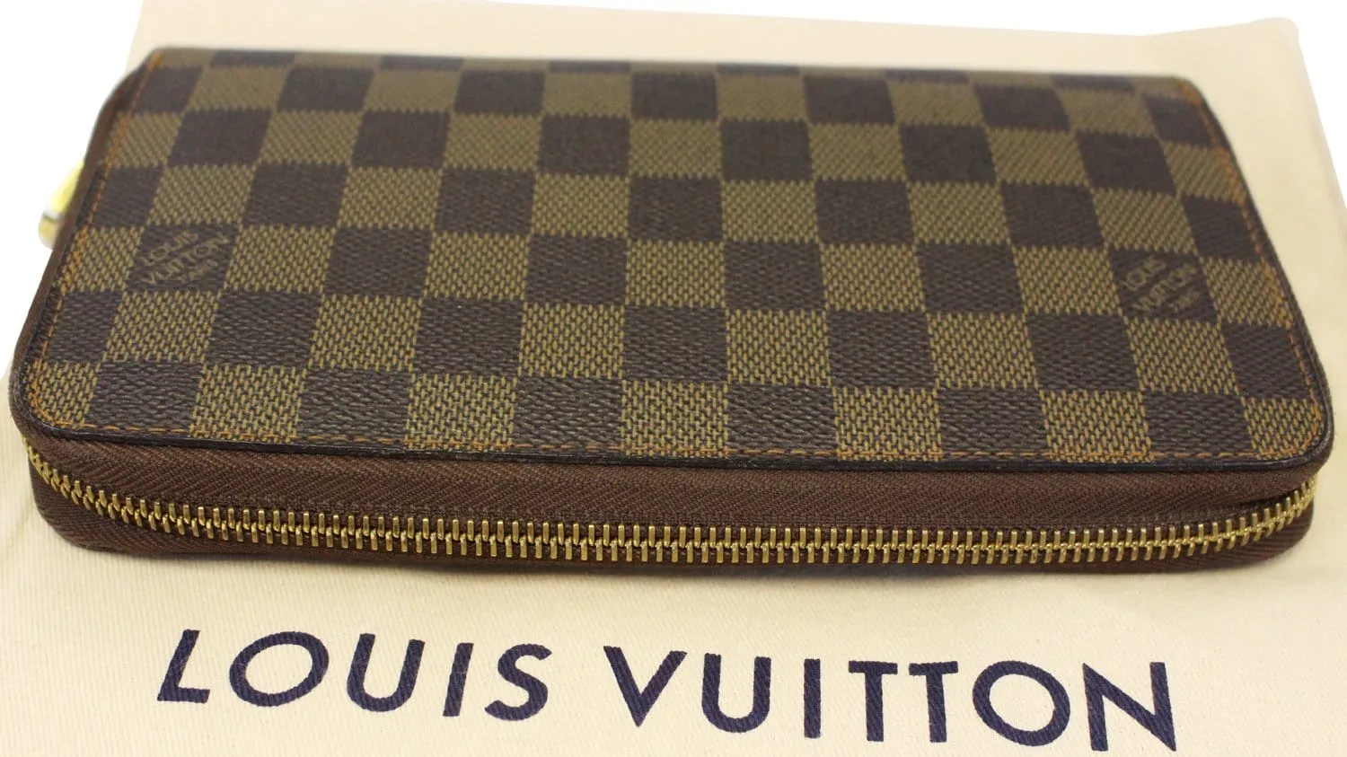 LOUIS VUITTON Damier Ebene Brown Zippy Wallet