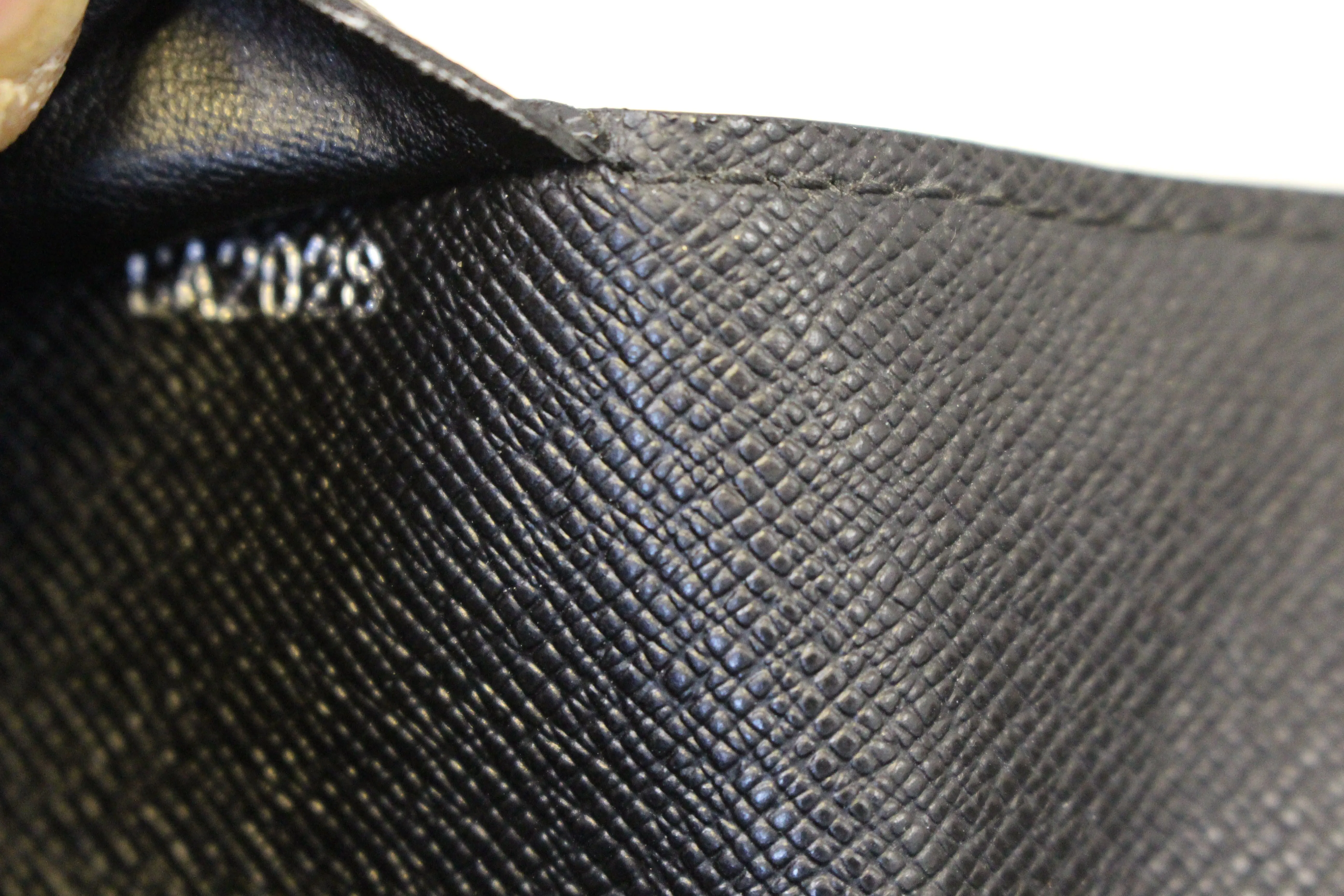 LOUIS VUITTON Damier Graphite Agenda Bureau Note Cover