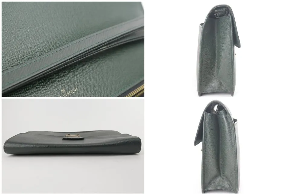 Louis Vuitton Green Taiga Pochette Belaia 8LK1129