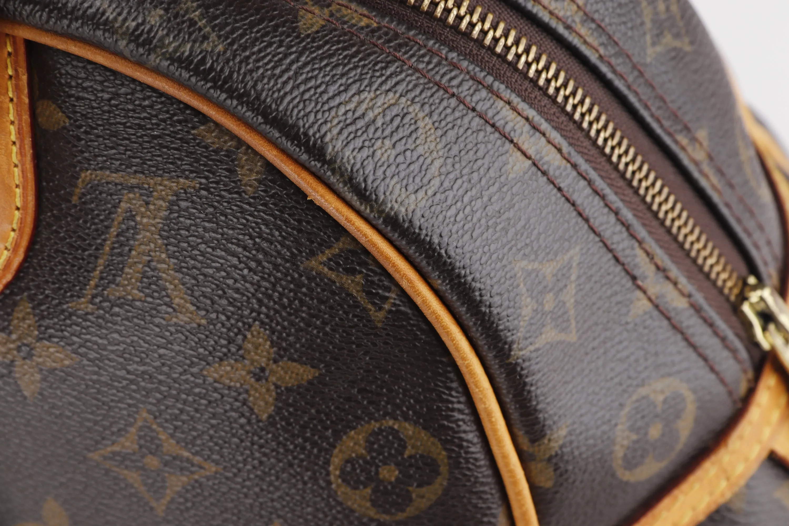 LOUIS VUITTON M95565 MONTORGUEI (AR3068) PM SIZE, MONOGRAM CANVAS, NO DUST COVER