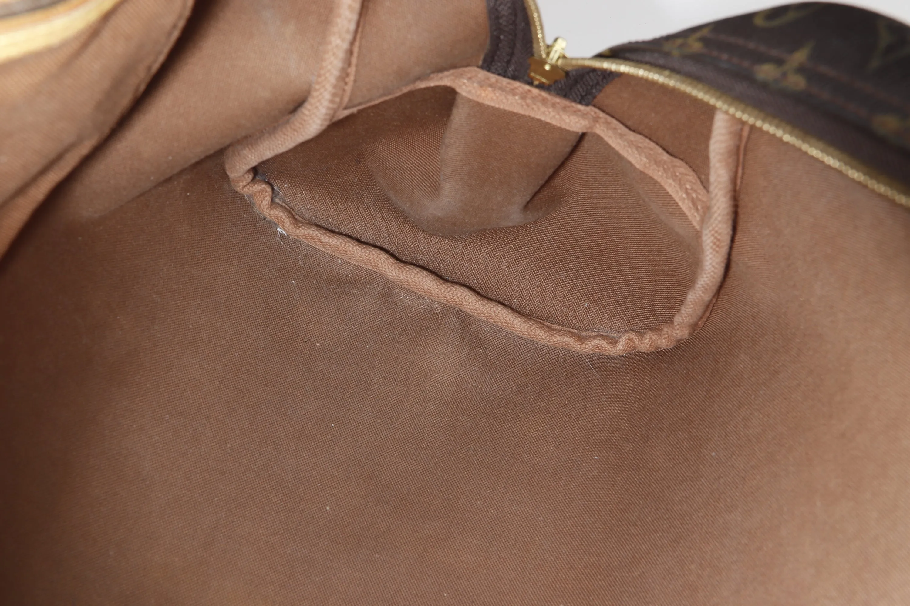 LOUIS VUITTON M95565 MONTORGUEI (AR3068) PM SIZE, MONOGRAM CANVAS, NO DUST COVER