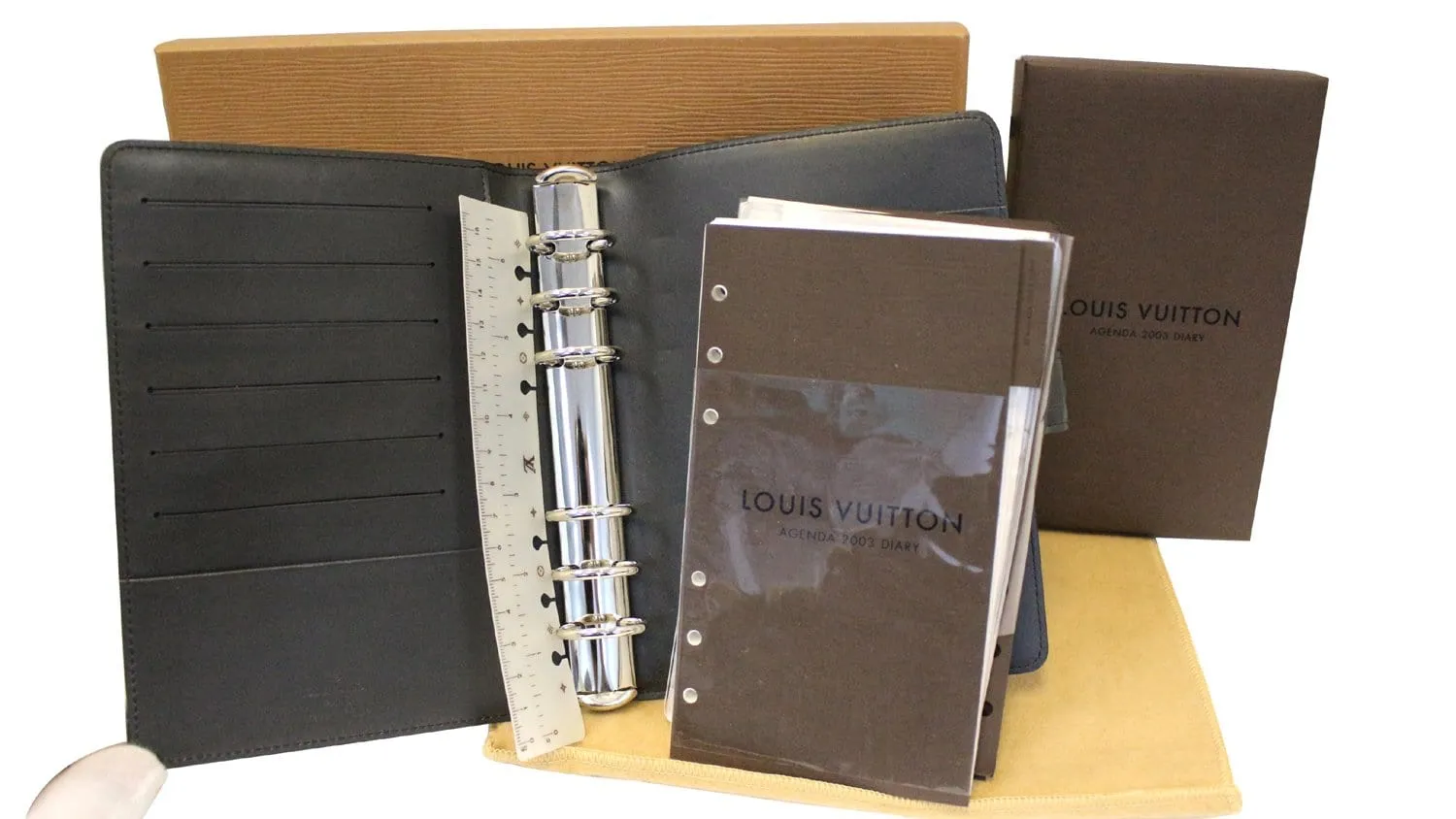 LOUIS VUITTON Mat Agenda MM Day Planner Cover Black
