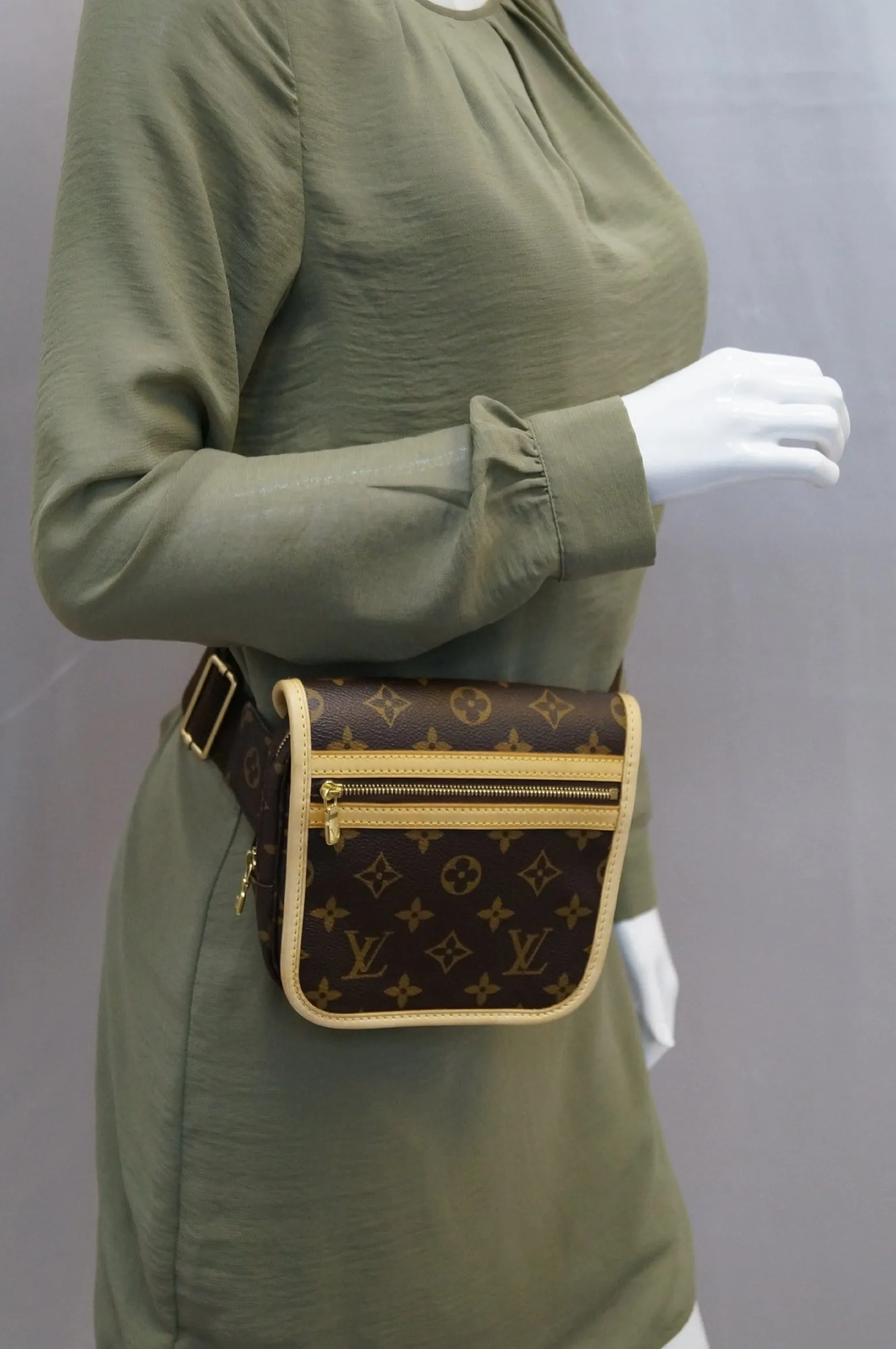 LOUIS VUITTON Monogram Bosphore Bum Body Bag