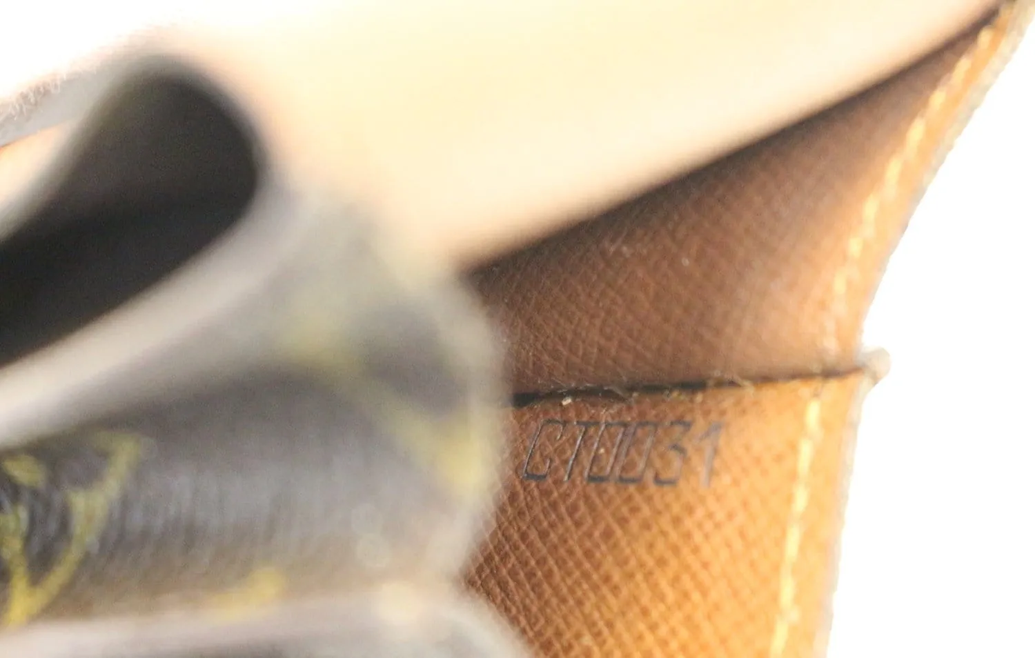 LOUIS VUITTON Monogram Canvas Etui Cigarettes Case
