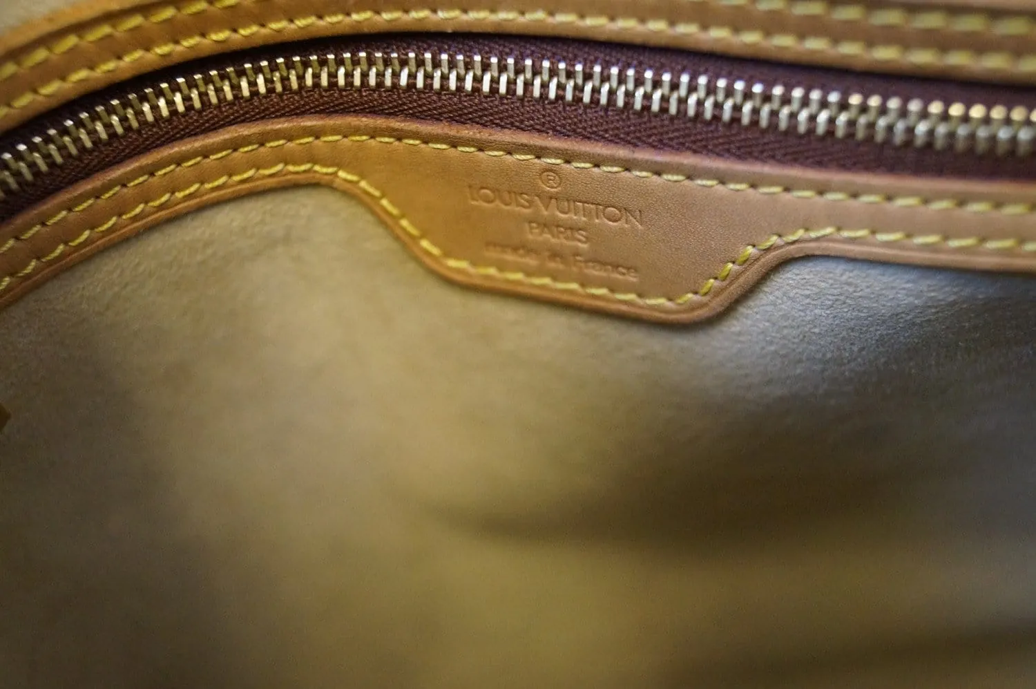 LOUIS VUITTON Monogram Canvas Looping GM Shoulder Bag