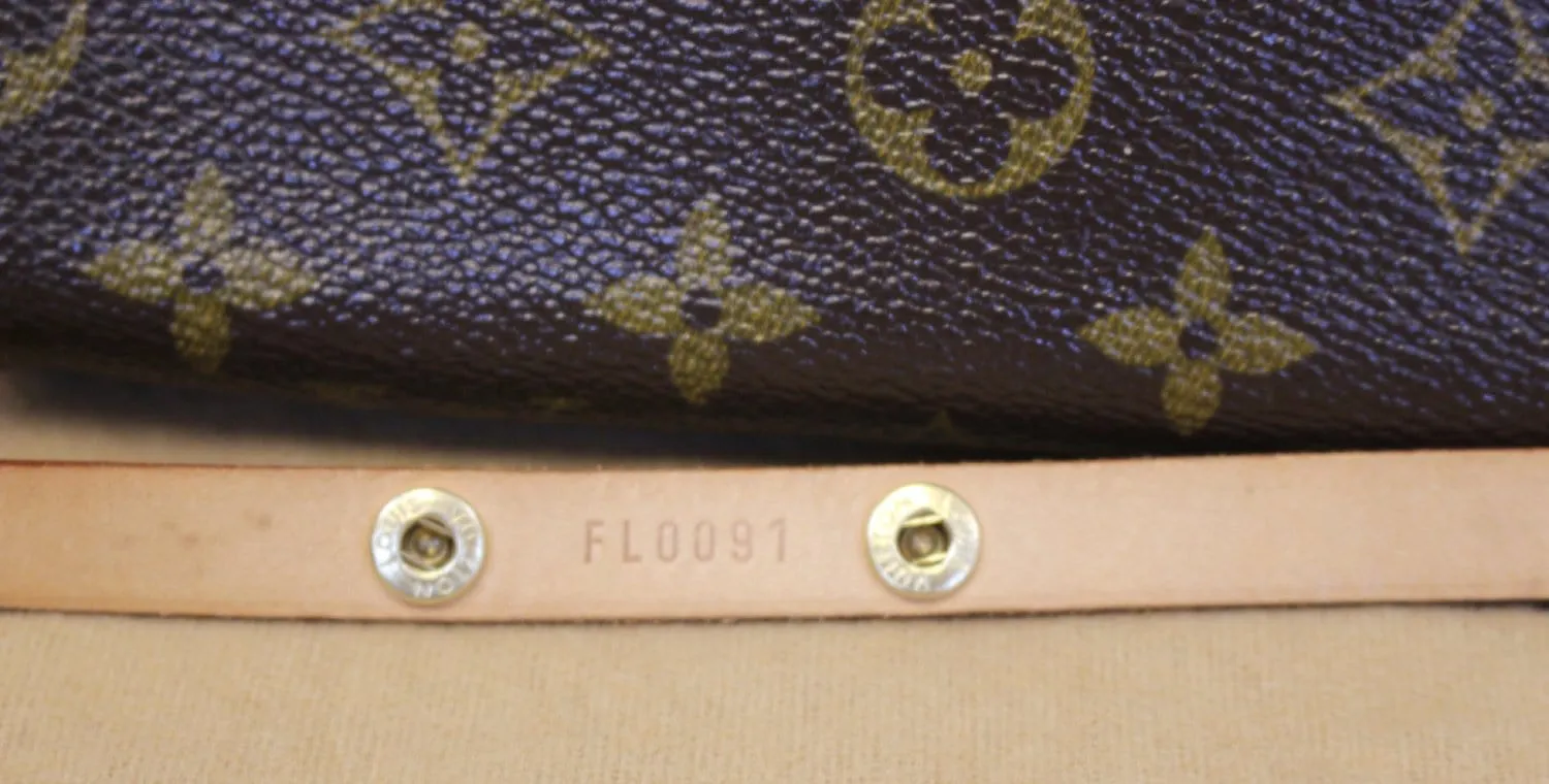 LOUIS VUITTON Monogram Canvas Pochette Florentine Bag