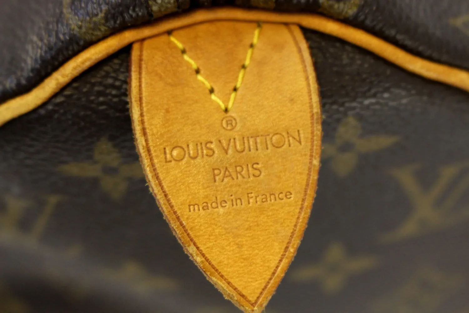 LOUIS VUITTON Monogram Canvas Speedy 25 Handbag