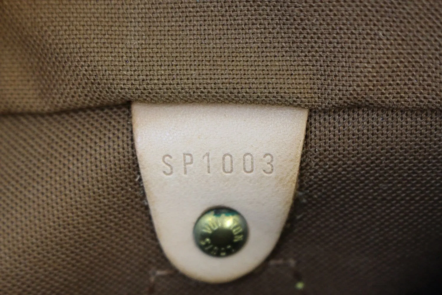 LOUIS VUITTON Monogram Canvas Speedy 25 Handbag