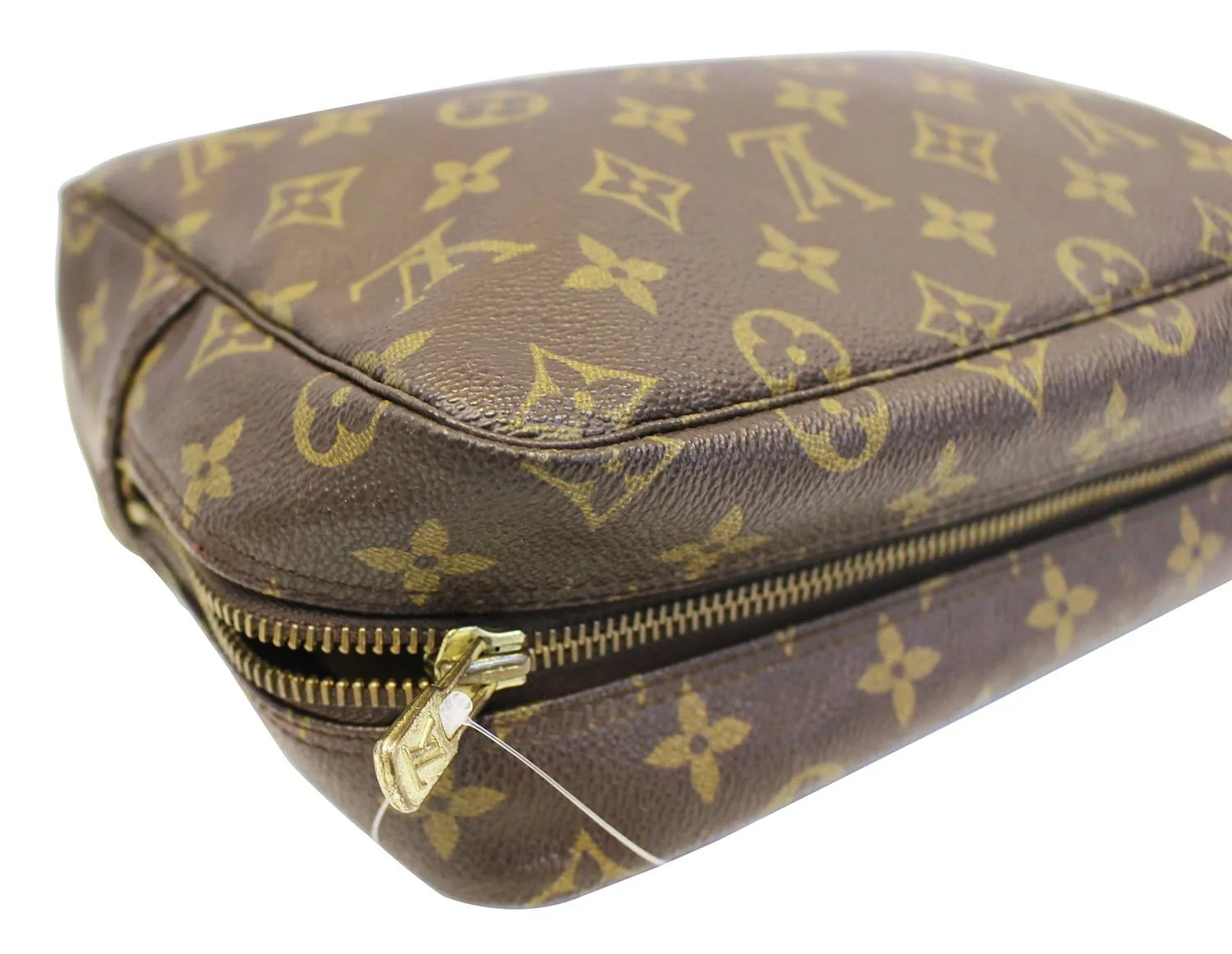 LOUIS VUITTON Monogram Canvas Trousse Toilette 28 Clutch