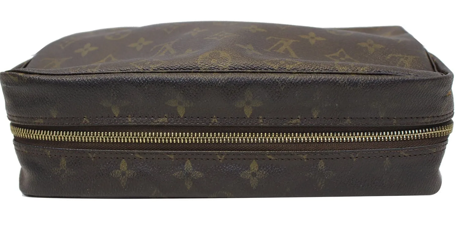 LOUIS VUITTON Monogram Canvas Trousse Toilette 28 Clutch