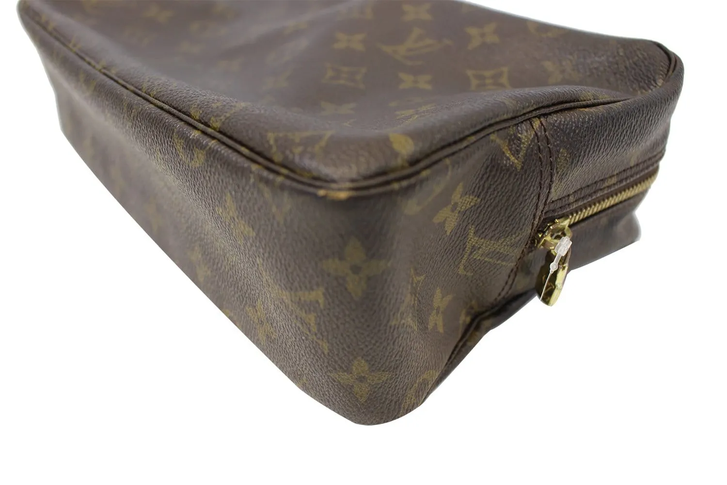 LOUIS VUITTON Monogram Canvas Trousse Toilette 28 Clutch