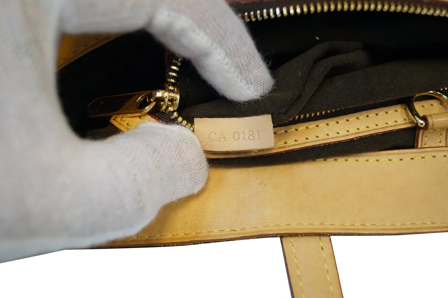 Louis Vuitton Monogram Canvas Wilshire PM Handbag