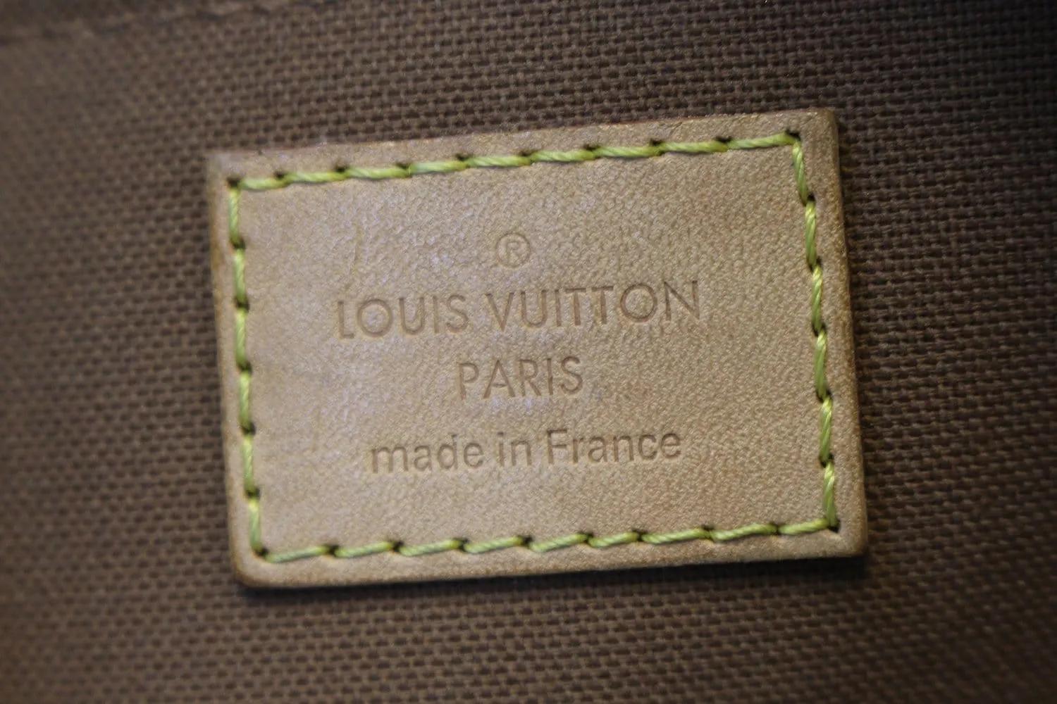 LOUIS VUITTON Monogram Thames GM Shoulder Bag