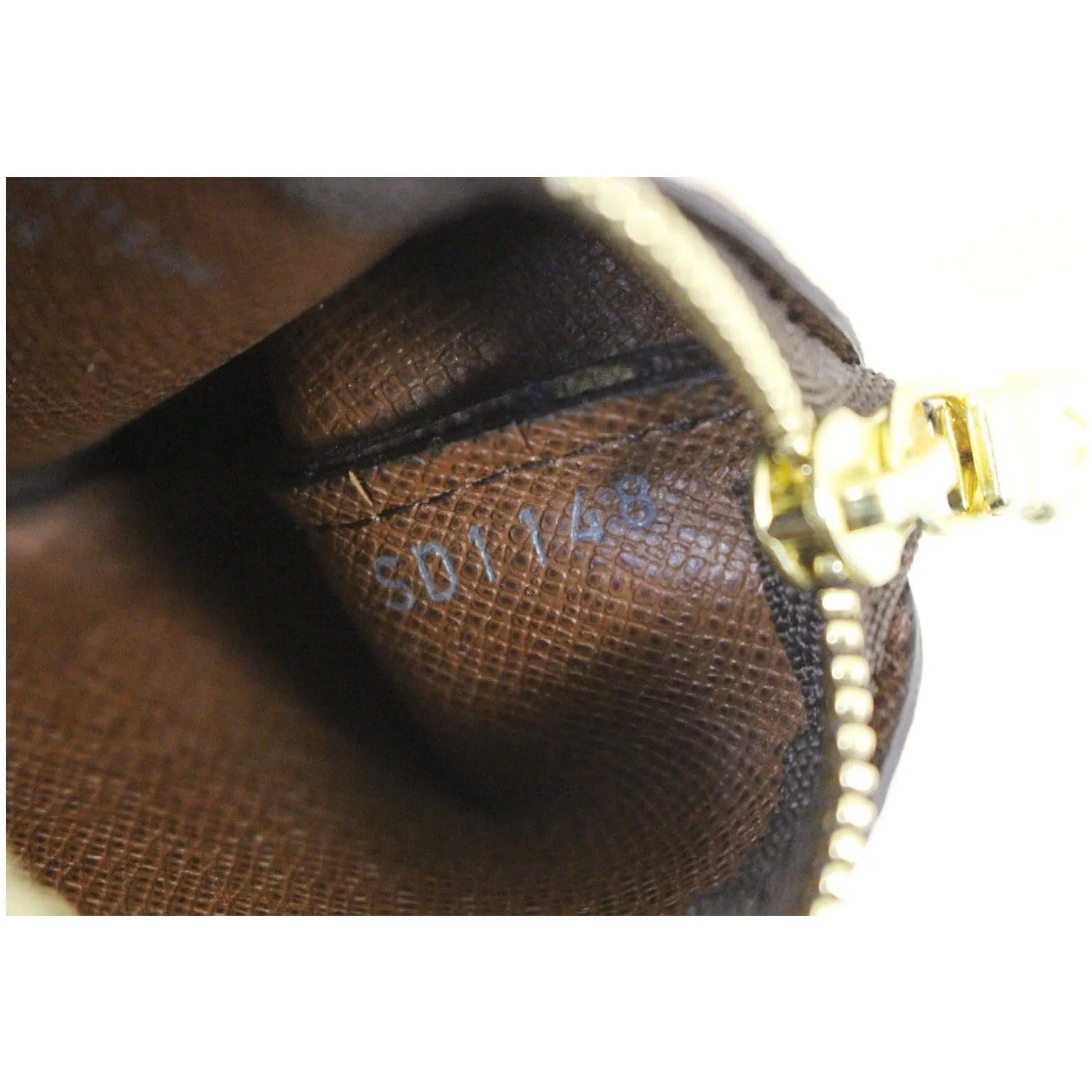 LOUIS VUITTON Pochette Key Cles Monogram Canvas Coin Case