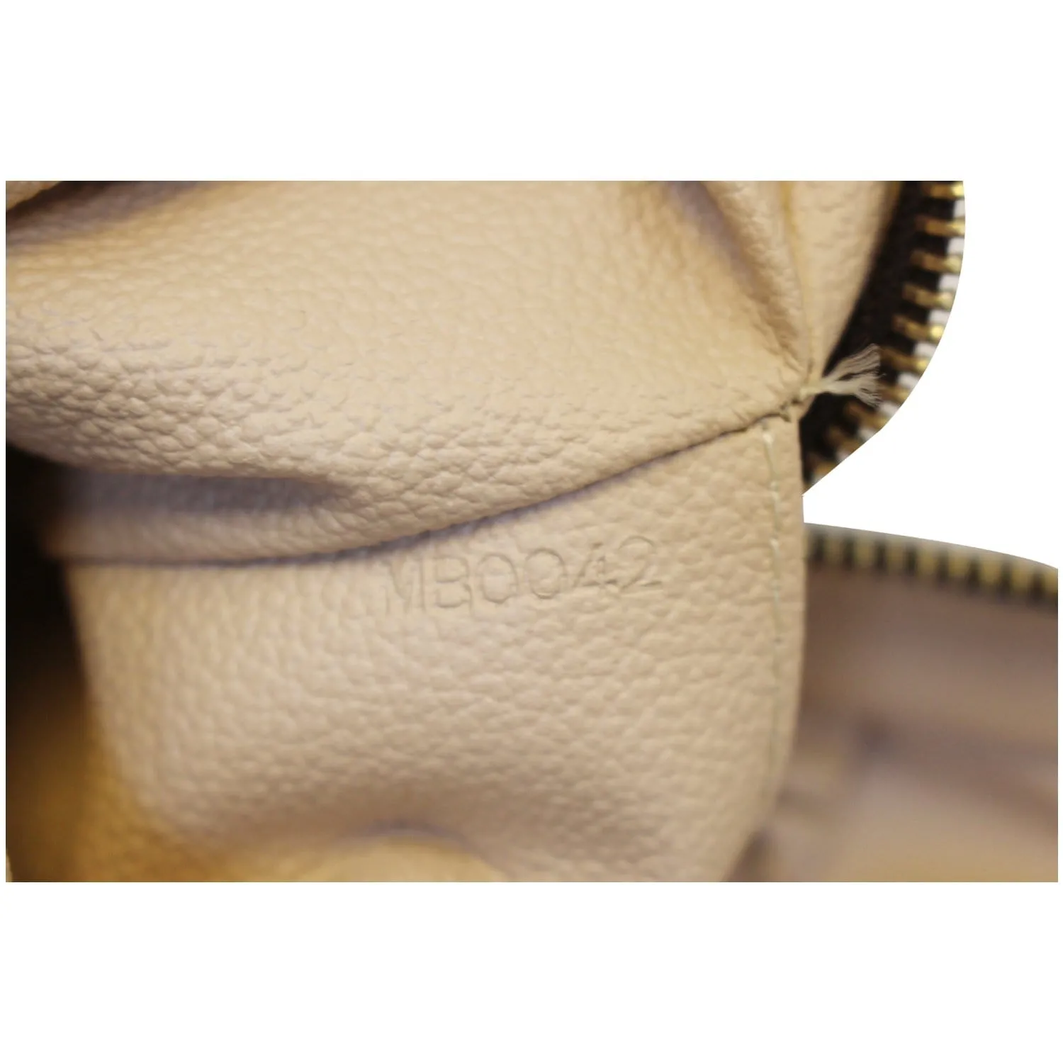 LOUIS VUITTON Trousse Toilette 23 Monogram Canvas Cosmetic Pouch