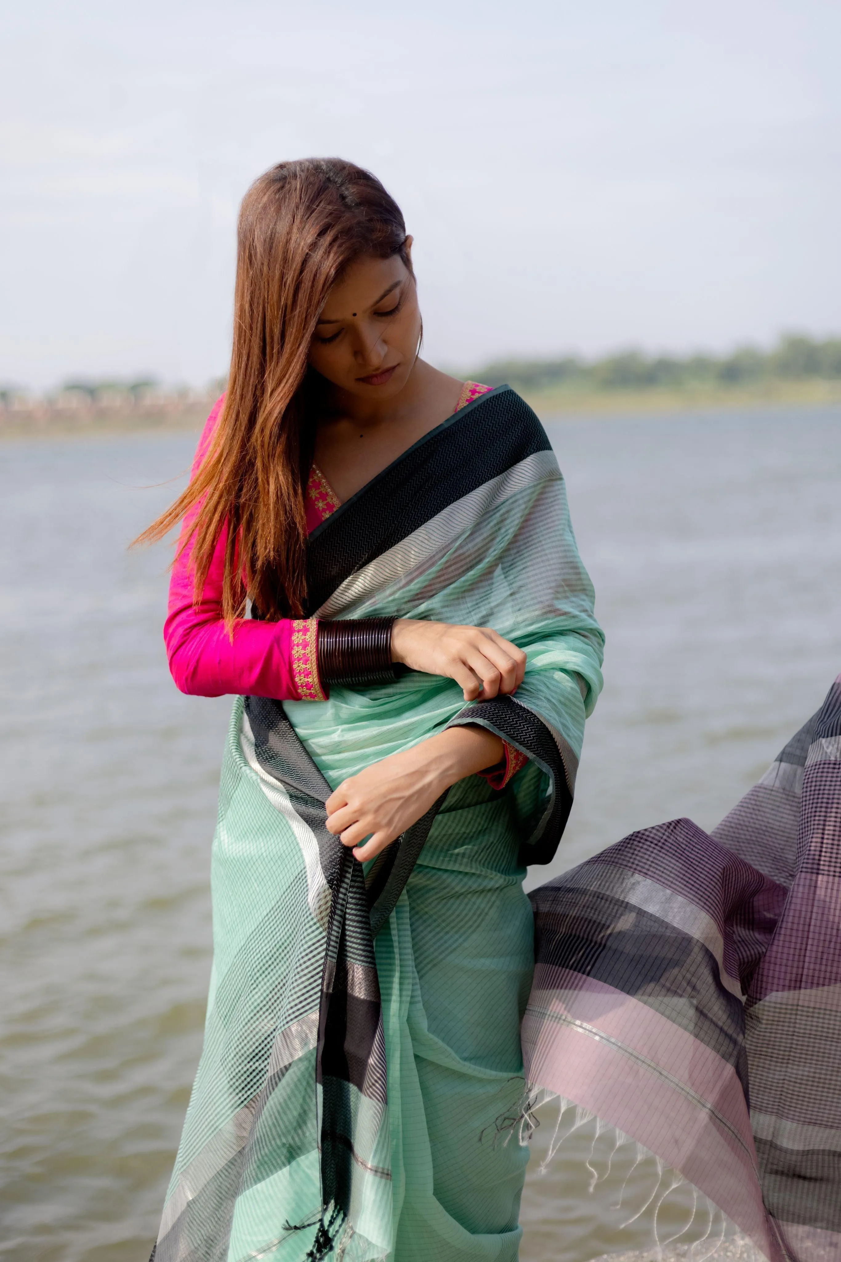 Maheswari Handloom saree - Seher - Light grren zari