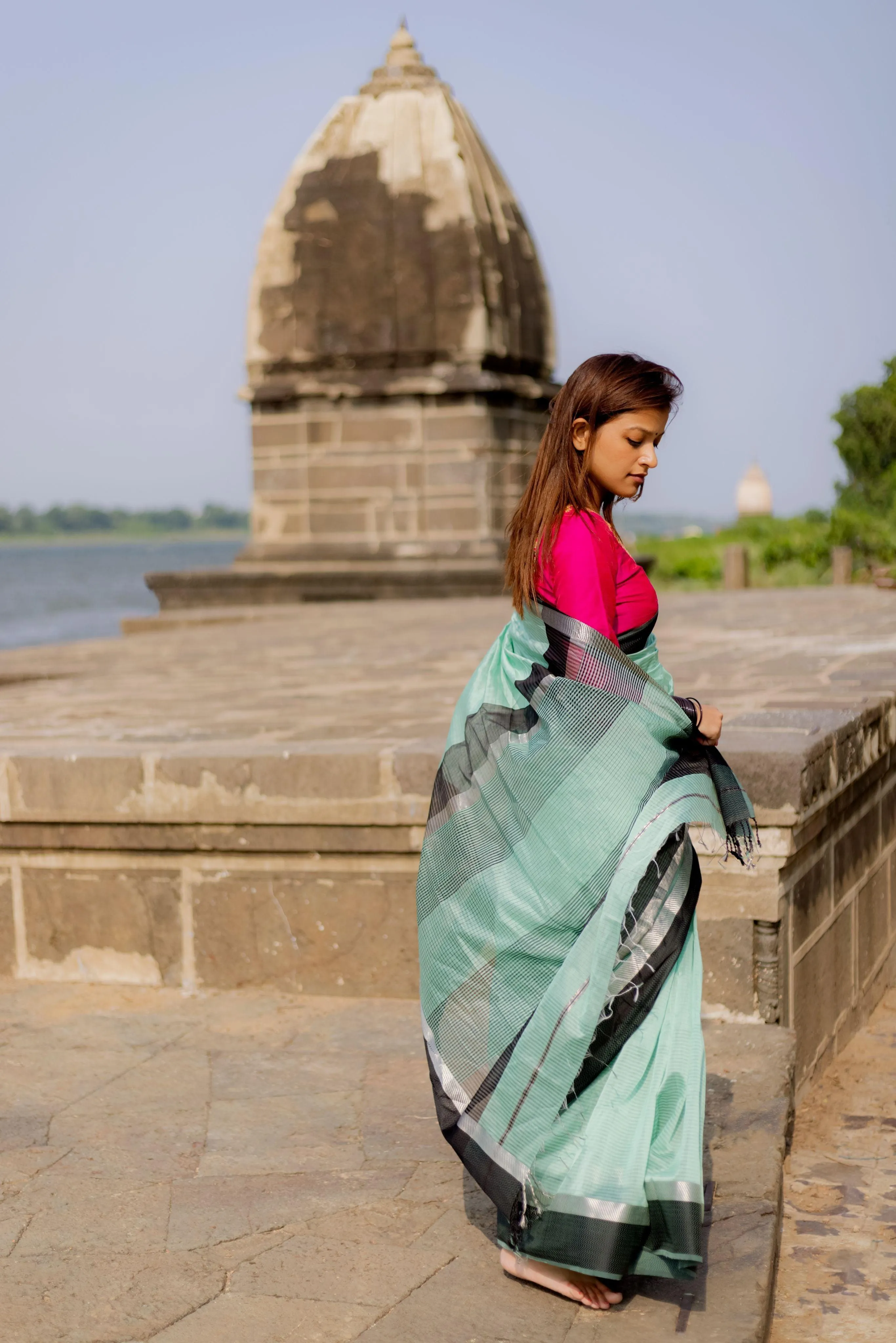 Maheswari Handloom saree - Seher - Light grren zari