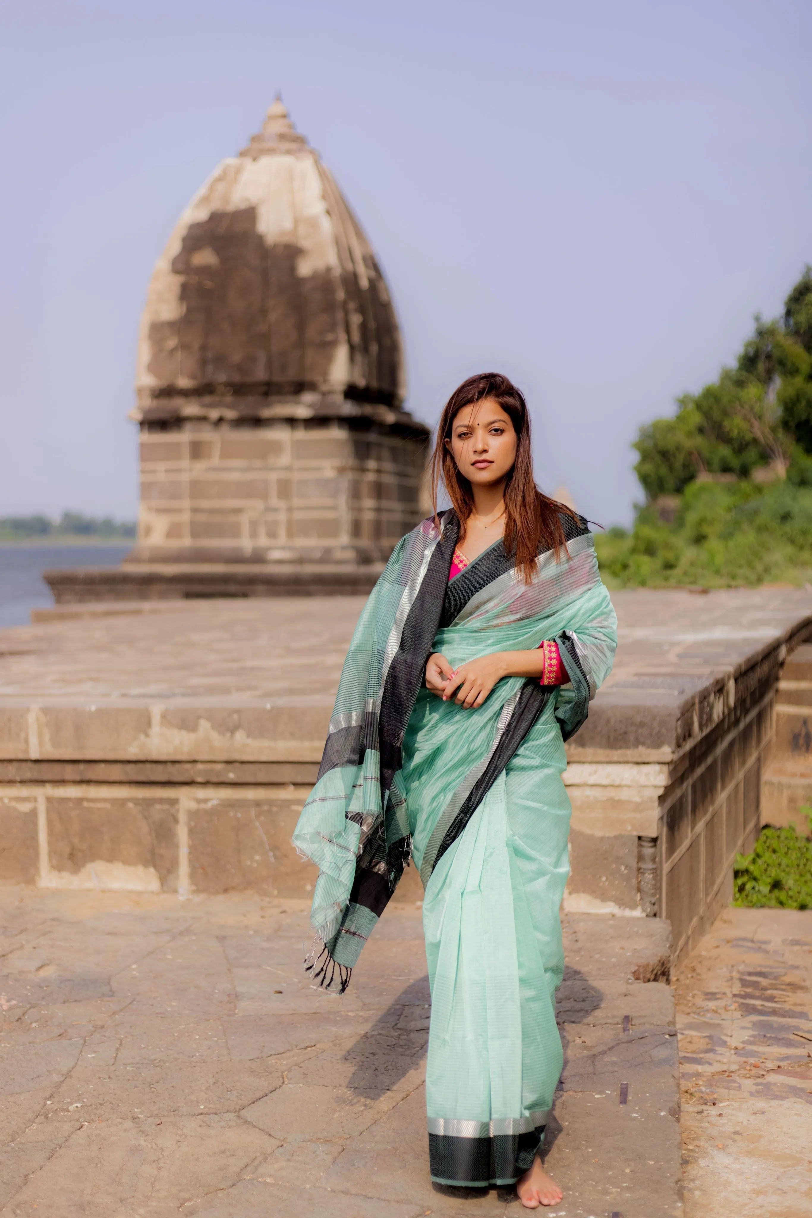 Maheswari Handloom saree - Seher - Light grren zari