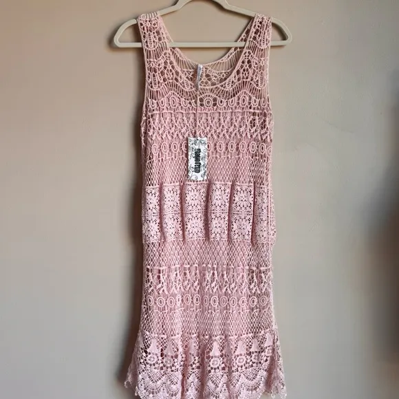 MONORENO BILTMORE TWO PIECE CROCHET &amp; LACE MAXI Light Pink feminine summer