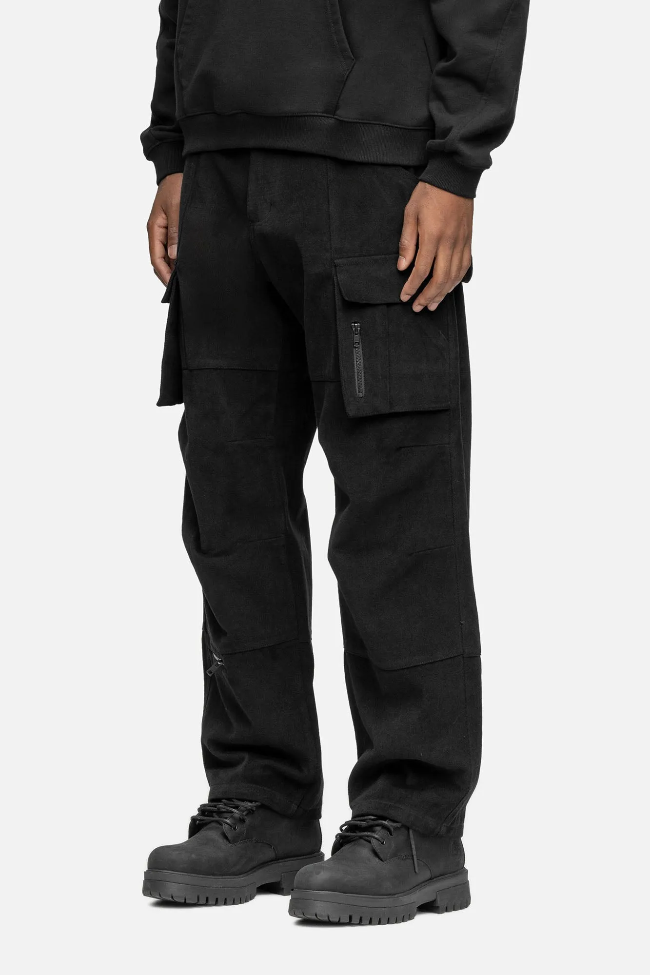 N40 CARGO BLACK