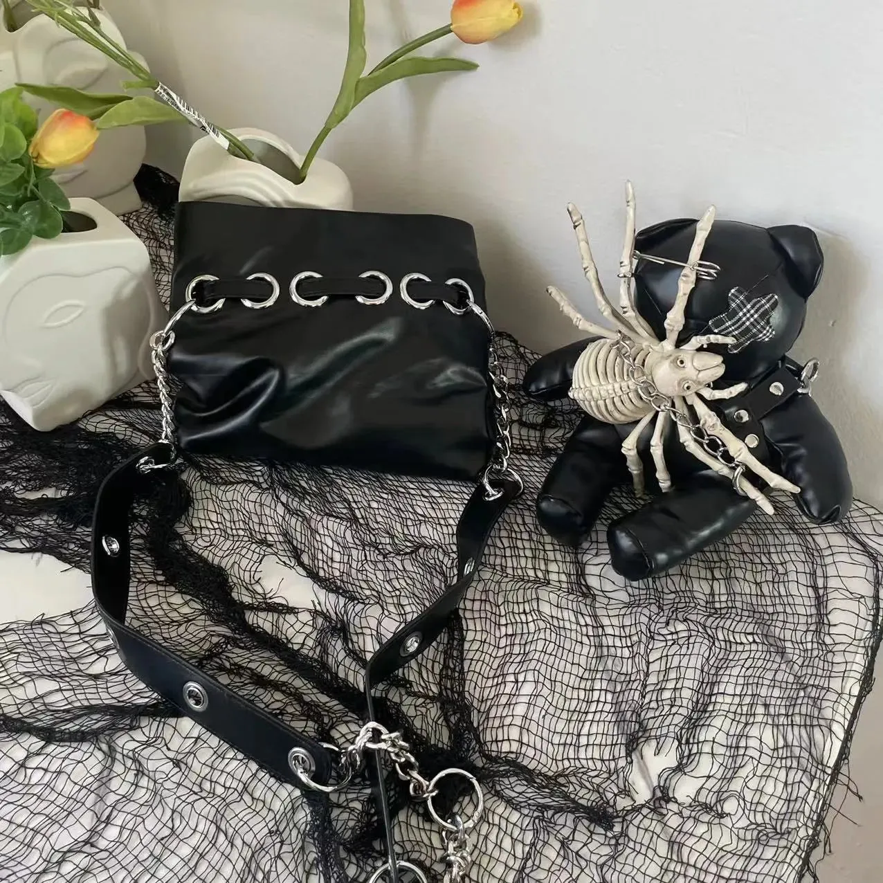 ‘Nible' Alt Dark Spider Bear Detachable Bag