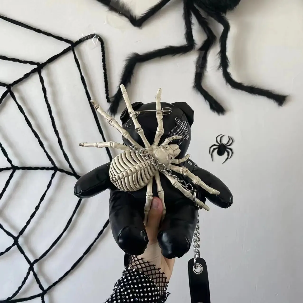 ‘Nible' Alt Dark Spider Bear Detachable Bag