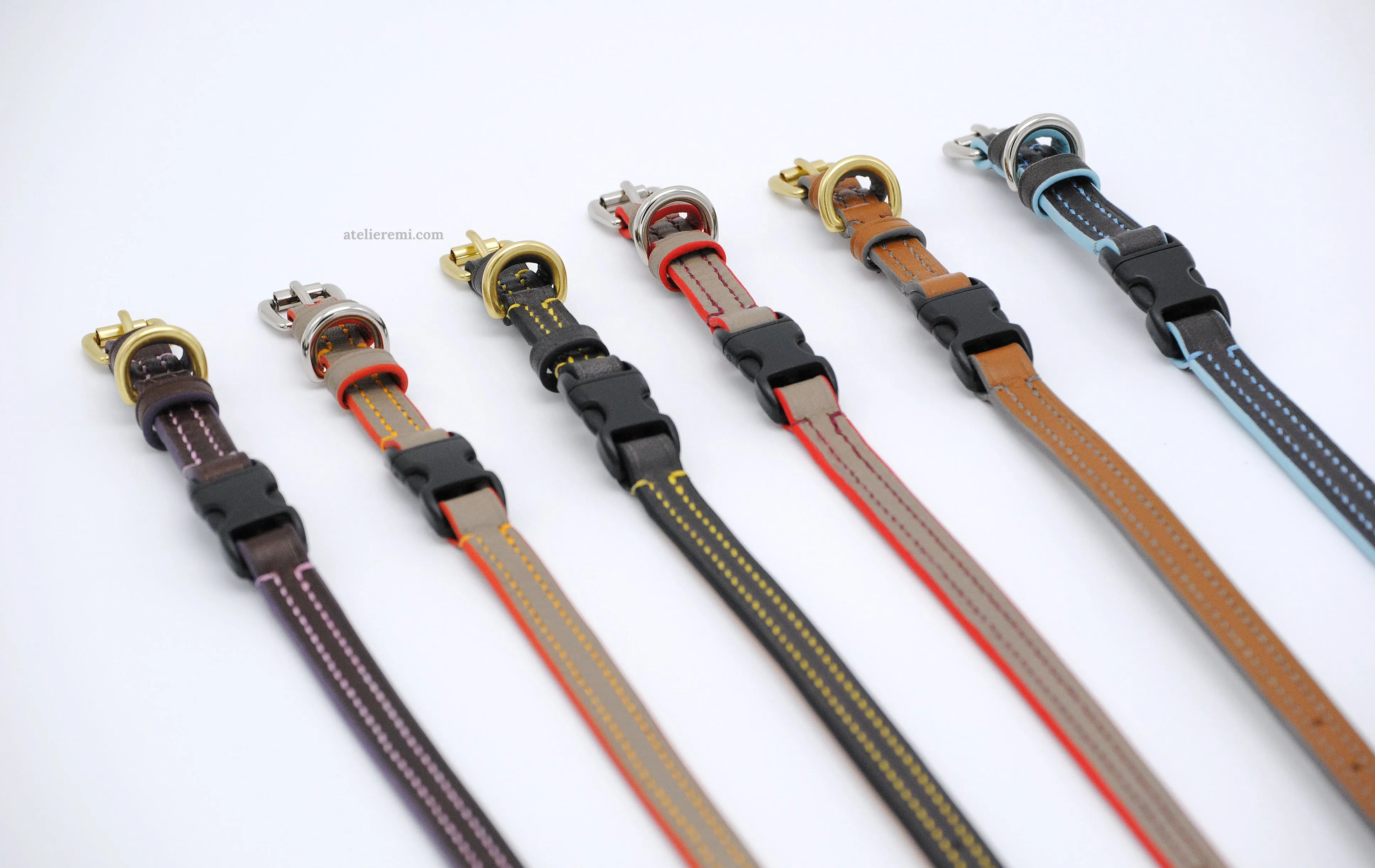 No. P02G | 10MM Cat Collar (Goatskin Lined Interior)